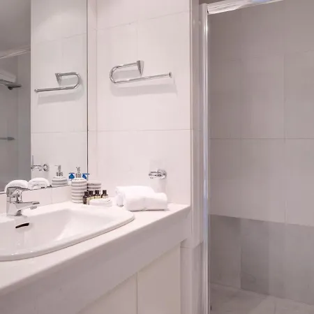 Espacioso Y Encantador En Gaviotas Marbella