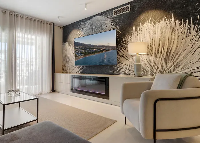 Espacioso Y Encantador En Gaviotas Apartamento Marbella