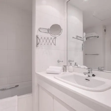 Lejlighed Espacioso Y Encantador En Gaviotas Marbella