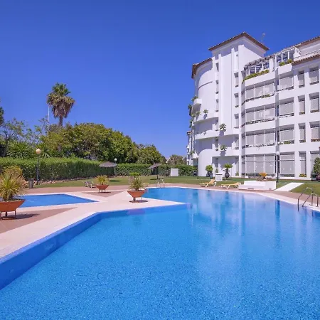 Lejlighed Espacioso Y Encantador En Gaviotas Marbella